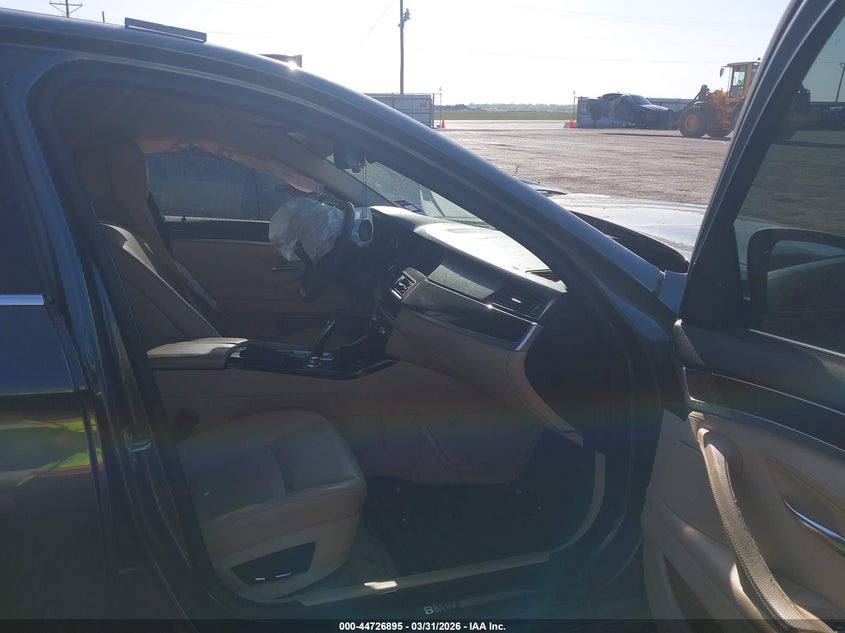 2013 BMW 5er VIN WBAXG5C51DD228504 IAAI salvage auction — FRONT END, Wait Title, sold $425 on 2026-07-14 (photo 5)