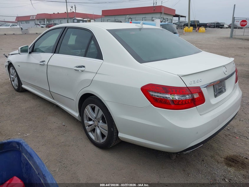 2012 Mercedes-benz E-klasse VIN WDDHF2EB9CA560949 IAAI salvage auction — LEFT FRONT, Clear (Tennessee), sold $4,100 on 2026-08-20 (photo 3)