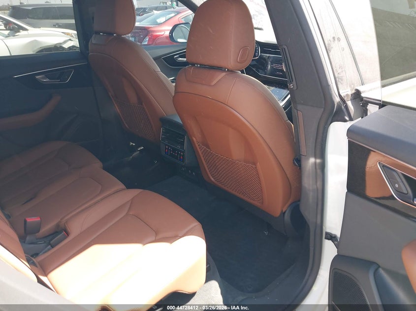 2019 Audi Q8 VIN WA1EVAF14KD039015 IAAI salvage auction — RIGHT FRONT, Wait Title, sold $17,300 on 2026-07-24 (photo 8)