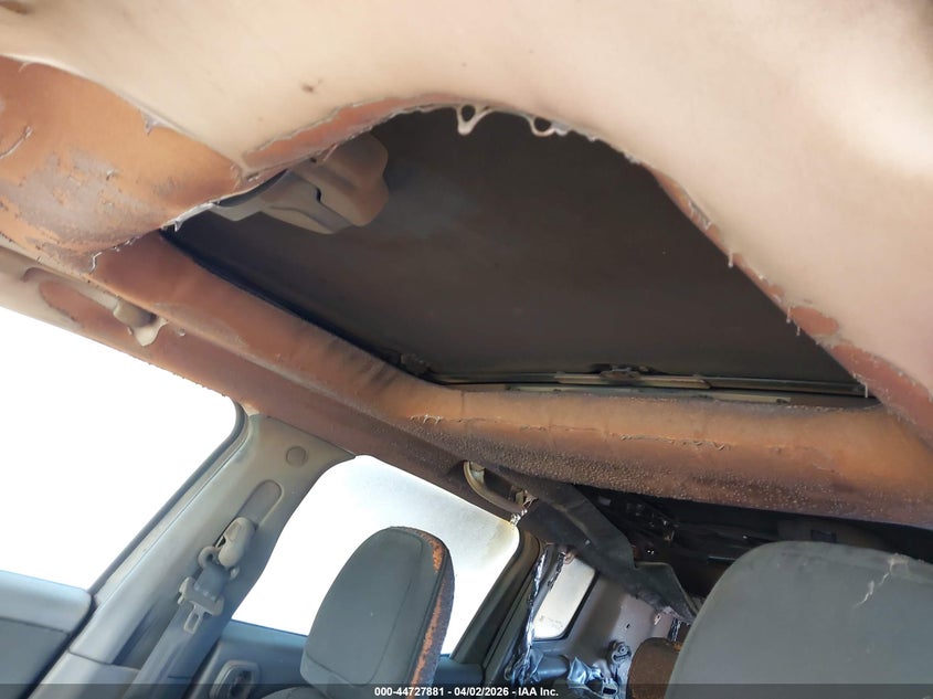 2015 Jeep Renegade VIN ZACCJABT4FPC24933 IAAI salvage auction — INTERIOR BURN, Salvage (California), sold $450 on 2026-07-28 (photo 6)