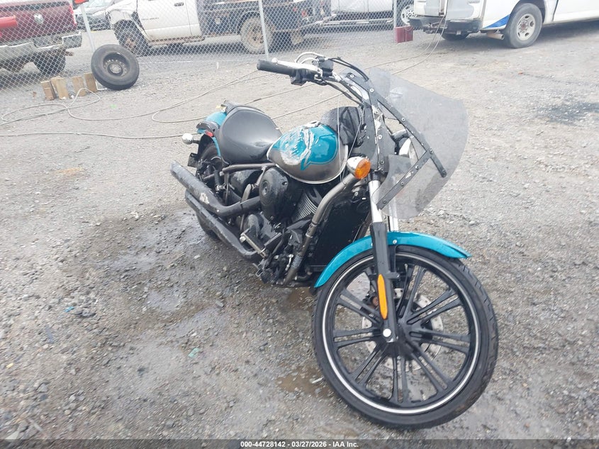 2022 Kawasaki Vn 900 VIN JKAVN2C17NA078486 IAAI salvage auction — FRONT & REAR, Salvage Title, sold $25 on 2026-07-29 (photo 1)