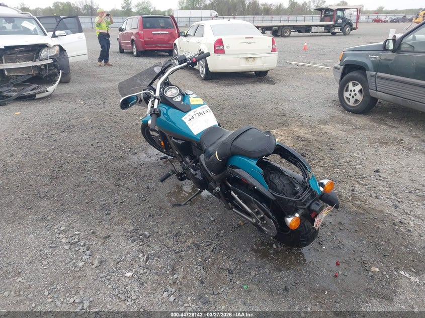 2022 Kawasaki Vn 900 VIN JKAVN2C17NA078486 IAAI salvage auction — FRONT & REAR, Salvage Title, sold $25 on 2026-07-29 (photo 3)