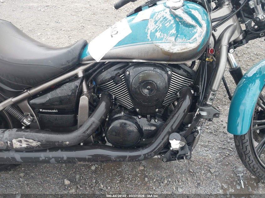 2022 Kawasaki Vn 900 VIN JKAVN2C17NA078486 IAAI salvage auction — FRONT & REAR, Salvage Title, sold $25 on 2026-07-29 (photo 8)