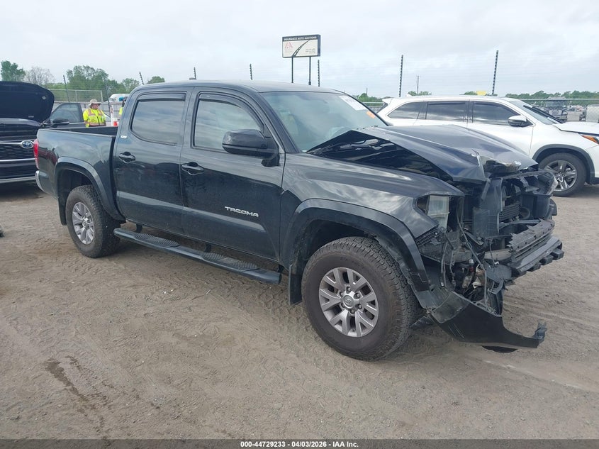 2017 Toyota Tacoma VIN 5TFAZ5CN7HX034423 IAAI salvage auction — FRONT END, Wait Title, sold $25 on 2026-07-29 (photo 1)