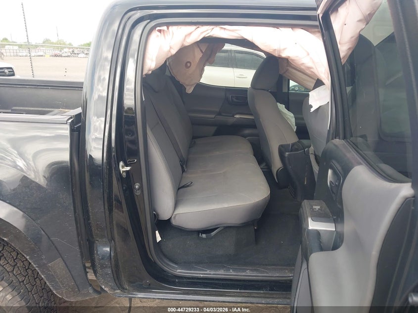 2017 Toyota Tacoma VIN 5TFAZ5CN7HX034423 IAAI salvage auction — FRONT END, Wait Title, sold $25 on 2026-07-29 (photo 8)