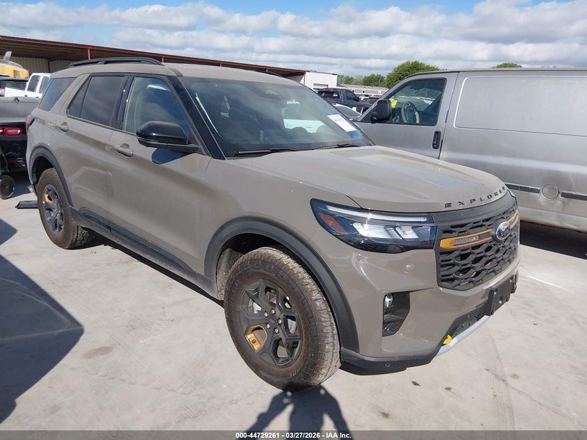 2026 Ford Explorer VIN 1FMUK8JHXTGA42715 — IAAI salvage auction photo