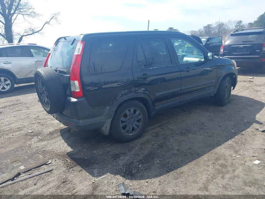 2005 Honda Cr-v VIN SHSRD78815U304633 IAAI salvage auction — NORMAL WEAR, Clear (New York), sold $675 on 2026-07-28 (photo 4)