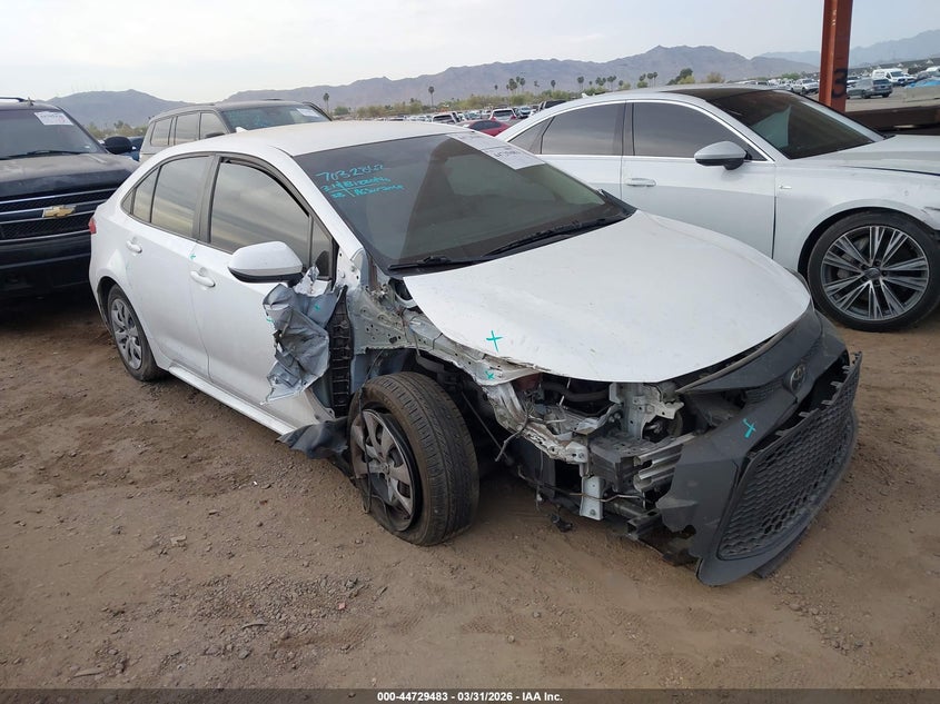 2022 Toyota Corolla VIN 5YFEPMAE7NP364044 IAAI salvage auction — RIGHT FRONT, Wait Title, sold $3,550 on 2026-08-02 (photo 1)