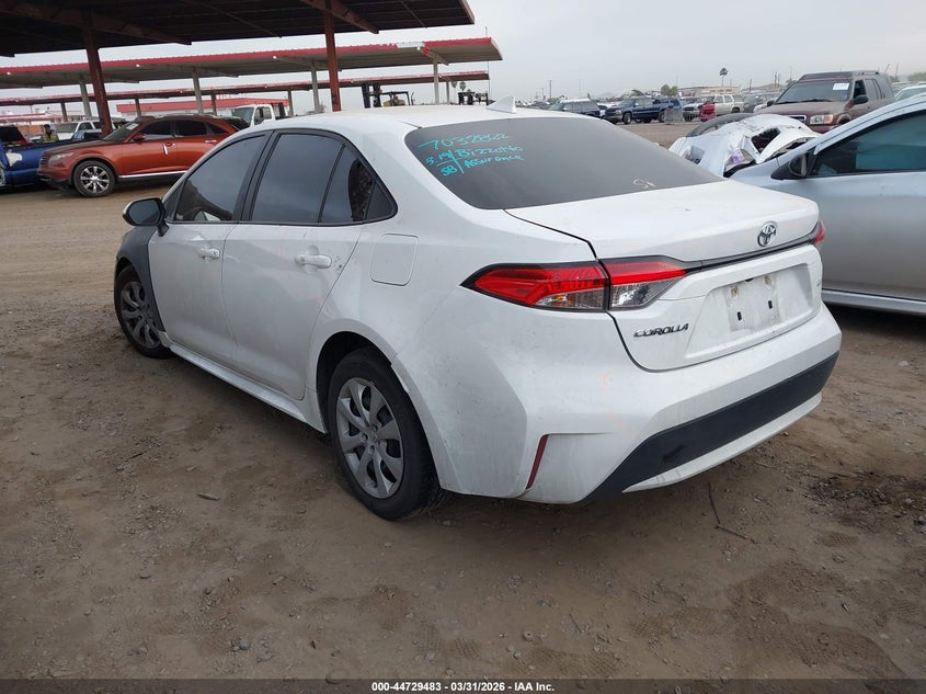 2022 Toyota Corolla VIN 5YFEPMAE7NP364044 IAAI salvage auction — RIGHT FRONT, Wait Title, sold $3,550 on 2026-08-02 (photo 3)