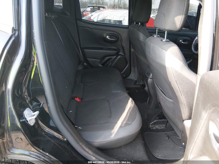 2019 Jeep Renegade VIN ZACNJABB4KPK45093 IAAI salvage auction — RIGHT FRONT, Wait Title, sold $1,850 on 2026-07-13 (photo 8)