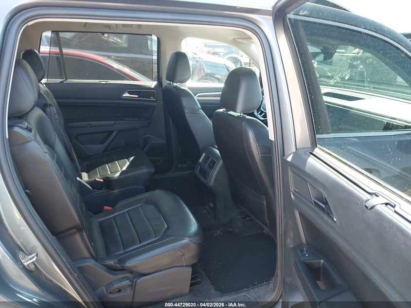 2018 Volkswagen Atlas VIN 1V2NR2CA2JC524650 IAAI salvage auction — FRONT END, Wait Title, sold $3,050 on 2026-07-19 (photo 8)