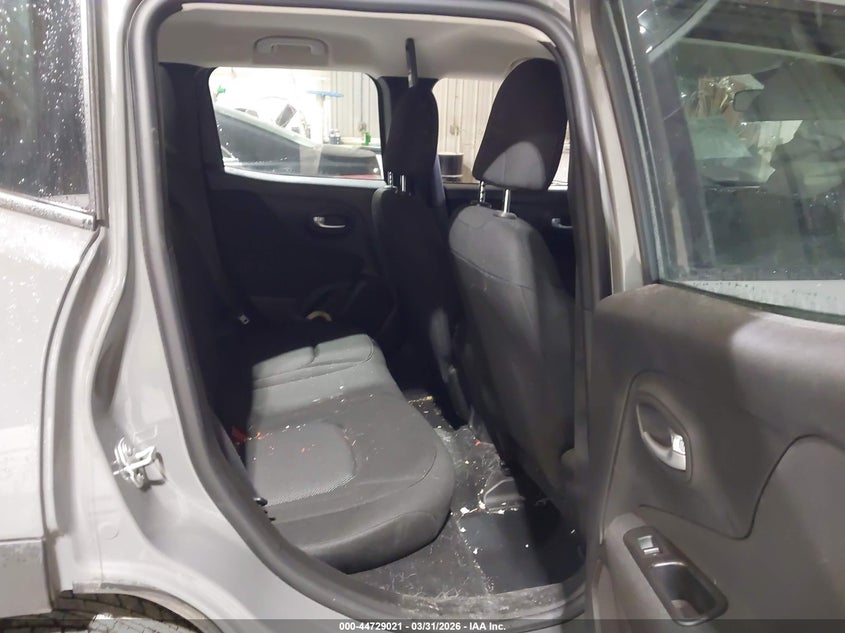 2020 Jeep Renegade VIN ZACNJAAB7LPL22199 IAAI salvage auction — FRONT END, Wait Title, sold $800 on 2026-07-15 (photo 8)