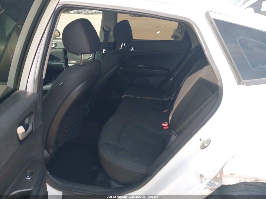 2019 Kia Optima VIN 5XXGT4L32KG350962 IAAI salvage auction — LEFT SIDE, Salvage (Texas), sold $1,775 on 2026-07-30 (photo 8)