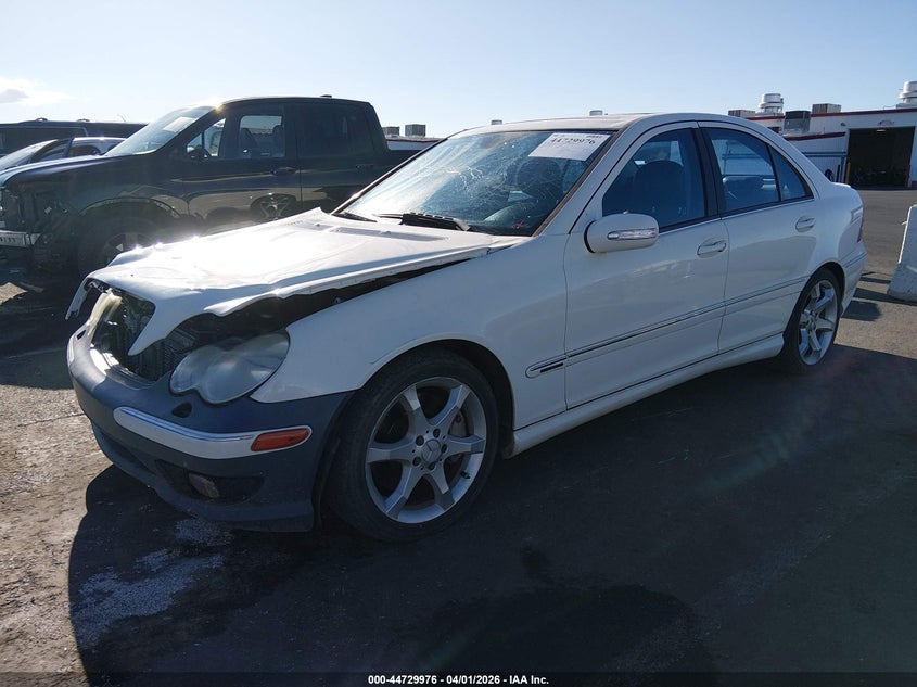 2007 Mercedes-benz C-klasse VIN WDBRF52HX7A955770 IAAI salvage auction — FRONT END, Salvage (Nevada), sold $100 on 2026-08-07 (photo 2)