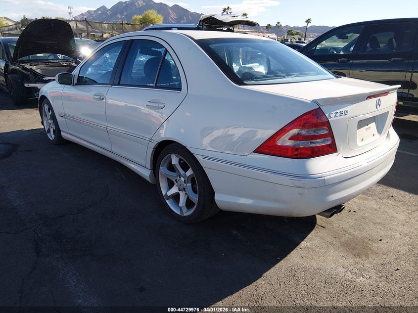 2007 Mercedes-benz C-klasse VIN WDBRF52HX7A955770 IAAI salvage auction — FRONT END, Salvage (Nevada), sold $100 on 2026-08-07 (photo 3)