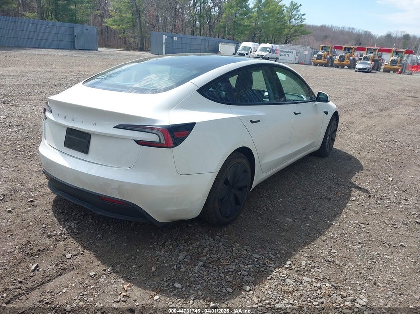 2025 Tesla Model 3 VIN 5YJ3E1EA8SF978479 IAAI salvage auction — SIDE, Salvage (New Jersey), sold $10,100 on 2026-07-29 (photo 4)