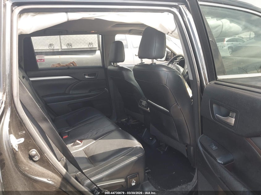 2015 Toyota Highlander VIN 5TDJKRFHXFS148419 IAAI salvage auction — FRONT END, Salvage (New Jersey), sold $5,800 on 2026-07-31 (photo 8)
