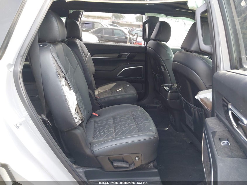 2023 Kia Telluride VIN 5XYP5DGC2PG403618 IAAI salvage auction — RIGHT SIDE, Salvage (California), sold $10,600 on 2026-07-22 (photo 8)