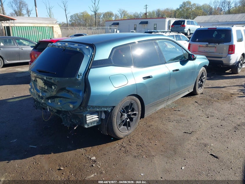 2023 BMW Ix VIN WB523CF09PCM08221 IAAI salvage auction — REAR END, Salvage - Greater Than 75% (Maryland), sold $20,100 on 2026-07-16 (photo 4)