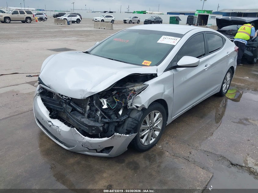 2015 Hyundai Elantra VIN KMHDH4AE6FU260556 IAAI salvage auction — FRONT & REAR, Original (Texas), sold $1,275 on 2026-07-08 (photo 2)