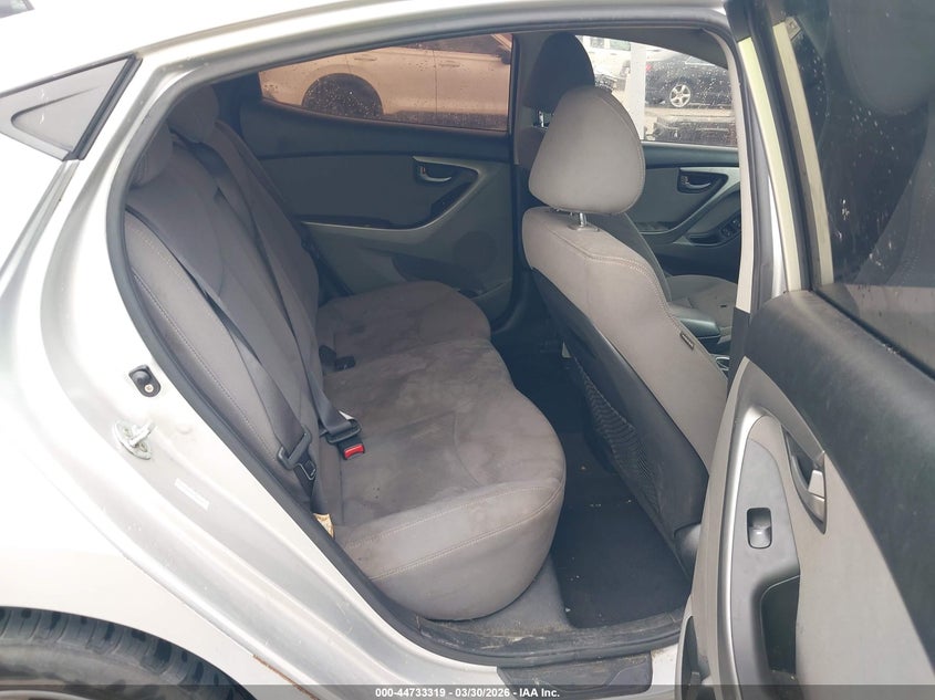 2015 Hyundai Elantra VIN KMHDH4AE6FU260556 IAAI salvage auction — FRONT & REAR, Original (Texas), sold $1,275 on 2026-07-08 (photo 8)