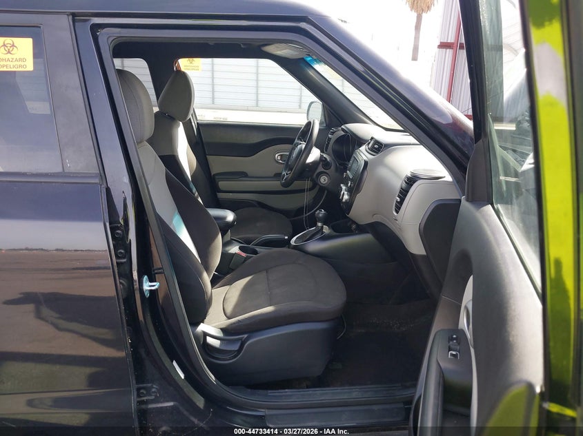 2019 Kia Soul VIN KNDJN2A23K7023798 IAAI salvage auction — BIOHAZARD/CHEMICAL, Salvage (Texas), sold $1,500 on 2026-07-28 (photo 5)