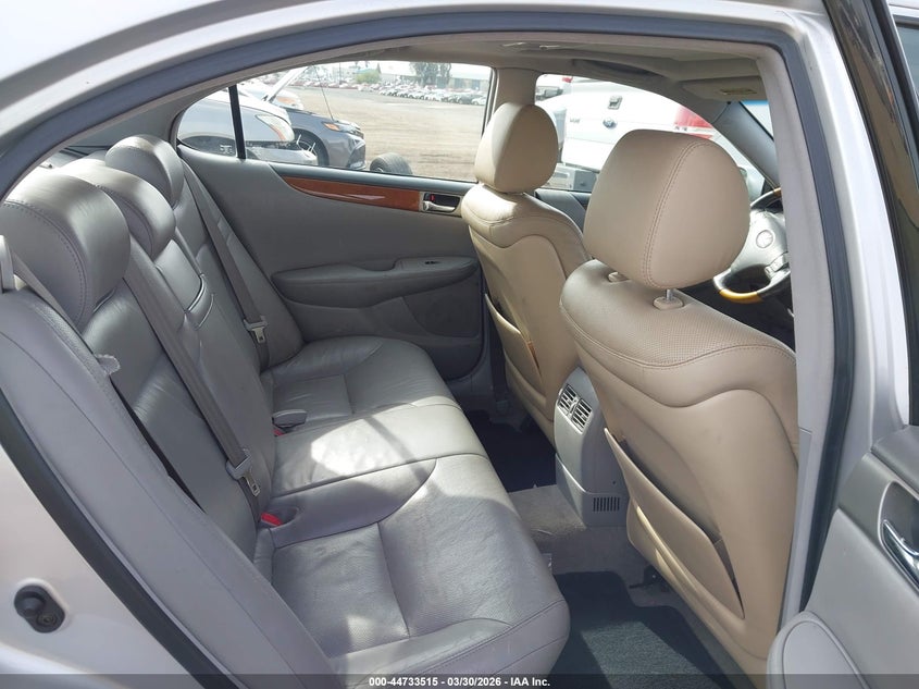 2005 Lexus ES VIN JTHBA30G355080715 IAAI salvage auction — REAR END, Salvage (Texas), sold $500 on 2026-07-20 (photo 8)