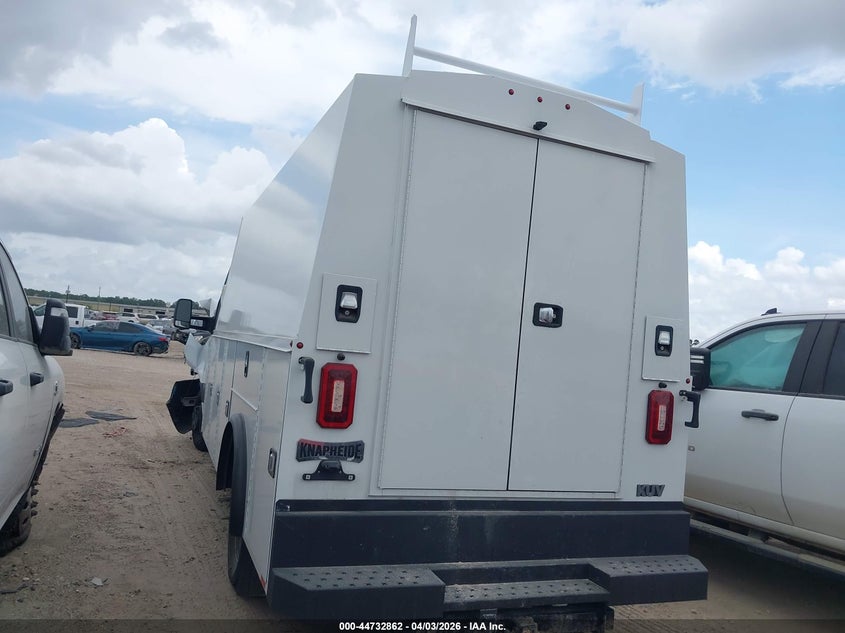 2024 Mercedes-benz Sprinter VIN W1X9N33Y4RN275091 IAAI salvage auction — FRONT END, Wait Title, sold $14,150 on 2026-07-22 (photo 3)