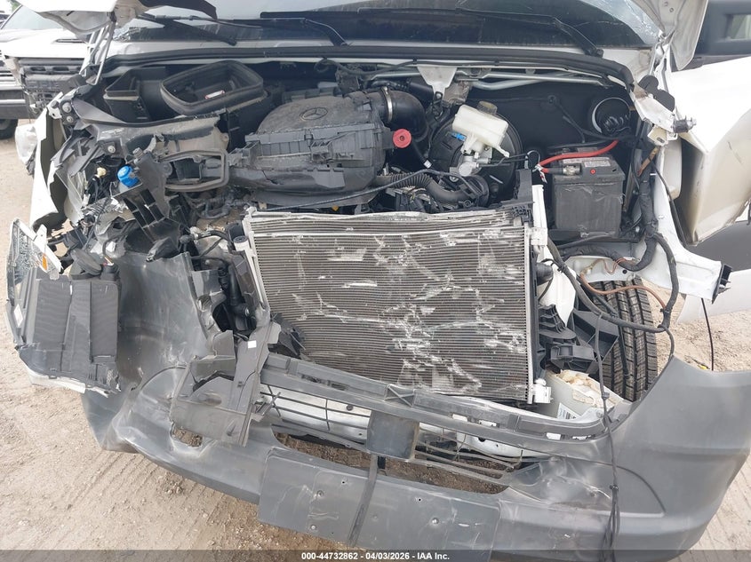 2024 Mercedes-benz Sprinter VIN W1X9N33Y4RN275091 IAAI salvage auction — FRONT END, Wait Title, sold $14,150 on 2026-07-22 (photo 6)