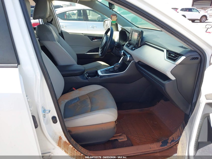 2021 Toyota Rav4 hybrid VIN JTMB6RFV8MD025323 IAAI salvage auction — WATER/FLOOD, Salvage (Hawaii), sold $2,700 on 2026-07-21 (photo 5)