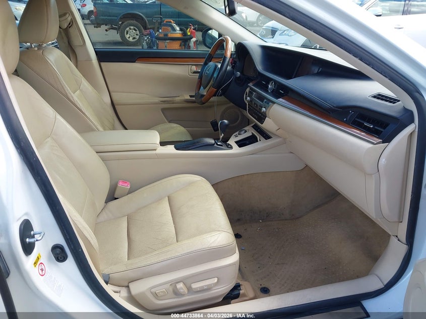 2013 Lexus Es 300h VIN JTHBW1GG6D2027745 IAAI salvage auction — SIDE, Salvage (Hawaii), sold $1,100 on 2026-07-14 (photo 5)