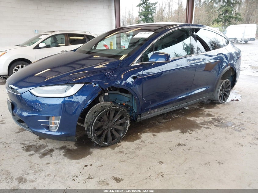 2019 Tesla Model x VIN 5YJXCAE2XKF183644 IAAI salvage auction — LEFT SIDE, Wait Title, sold $9,950 on 2026-07-16 (photo 2)