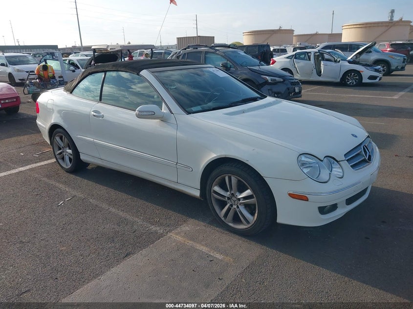 2007 Mercedes-benz Clk-class VIN WDBTK56F97F220887 IAAI salvage auction — WATER/FLOOD, Salvage (Hawaii), sold $75 on 2026-08-18 (photo 1)