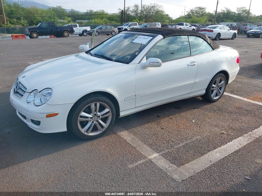 2007 Mercedes-benz Clk-class VIN WDBTK56F97F220887 IAAI salvage auction — WATER/FLOOD, Salvage (Hawaii), sold $75 on 2026-08-18 (photo 2)