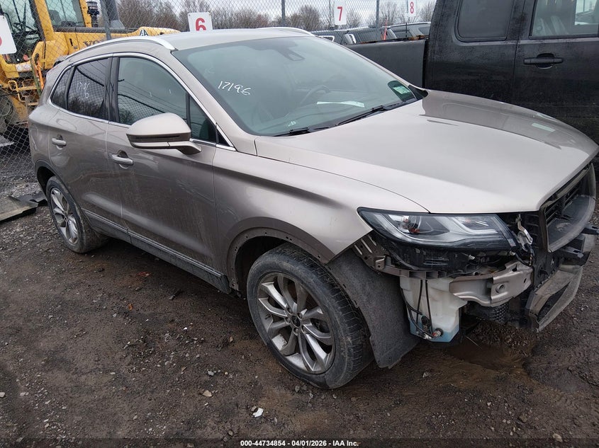 2019 Lincoln Mkc VIN 5LMCJ2C91KUL07732 IAAI salvage auction — FRONT END, Wait Title, sold $1,575 on 2026-07-17 (photo 1)