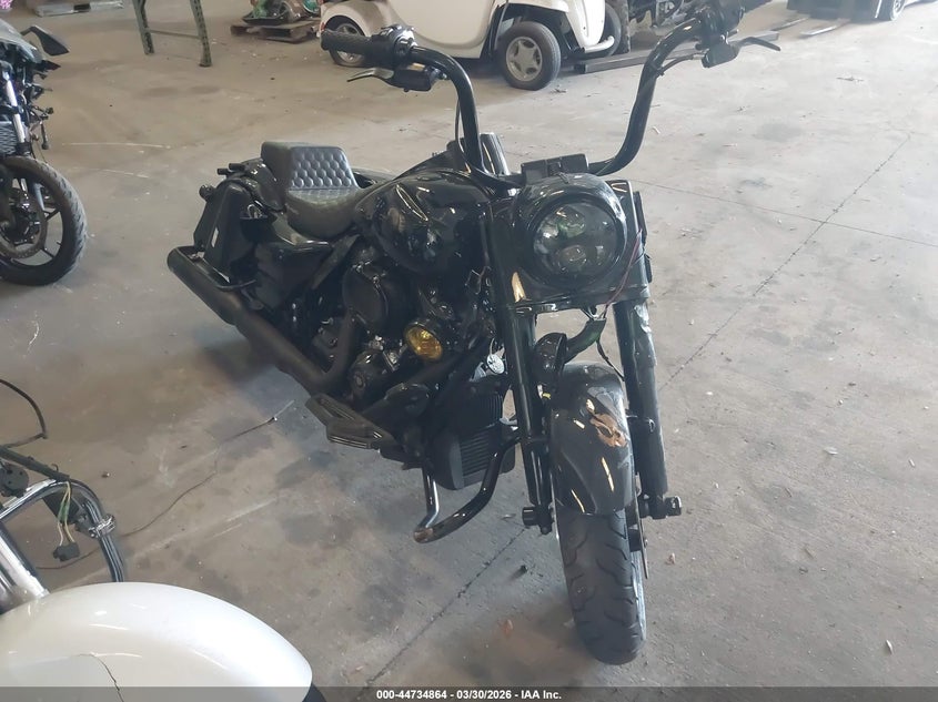 2023 Harley-davidson Road king VIN 1HD1KVP15PB635044 IAAI salvage auction — FRONT END, Wait Title, sold $2,650 on 2026-07-21 (photo 1)
