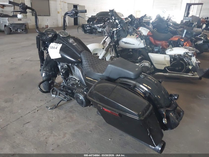 2023 Harley-davidson Road king VIN 1HD1KVP15PB635044 IAAI salvage auction — FRONT END, Wait Title, sold $2,650 on 2026-07-21 (photo 3)