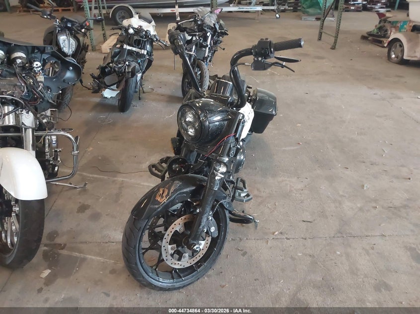 2023 Harley-davidson Road king VIN 1HD1KVP15PB635044 IAAI salvage auction — FRONT END, Wait Title, sold $2,650 on 2026-07-21 (photo 5)