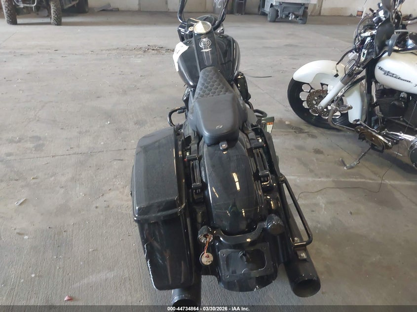 2023 Harley-davidson Road king VIN 1HD1KVP15PB635044 IAAI salvage auction — FRONT END, Wait Title, sold $2,650 on 2026-07-21 (photo 6)
