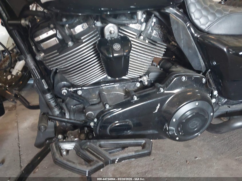 2023 Harley-davidson Road king VIN 1HD1KVP15PB635044 IAAI salvage auction — FRONT END, Wait Title, sold $2,650 on 2026-07-21 (photo 9)