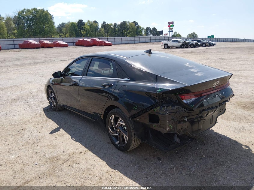 2025 Hyundai Elantra VIN KMHLP4DG8SU995397 IAAI salvage auction — REAR END, Wait Title, sold $9,500 on 2026-07-13 (photo 3)