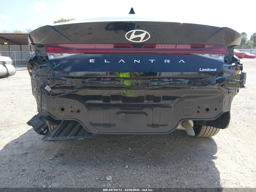 2025 Hyundai Elantra VIN KMHLP4DG8SU995397 IAAI salvage auction — REAR END, Wait Title, sold $9,500 on 2026-07-13 (photo 6)