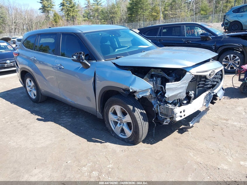 2023 Toyota Highlander VIN 5TDKDRAH0PS512807 IAAI salvage auction — FRONT END, Salvage Title, sold $13,550 on 2026-07-17 (photo 1)