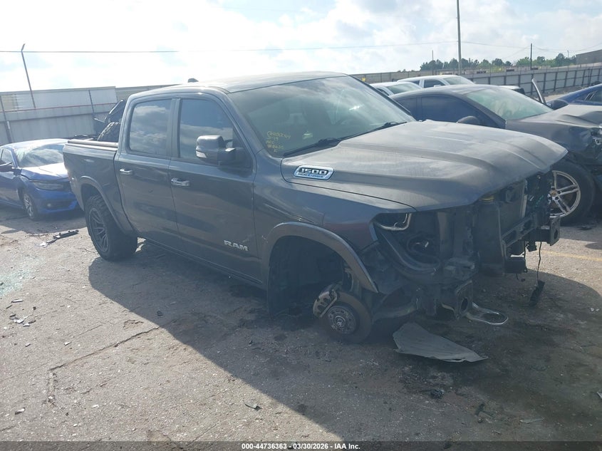 2021 Ram 1500 VIN 1C6SRFJT3MN638625 IAAI salvage auction — FRONT END, Wait Title, sold $9,100 on 2026-07-29 (photo 1)