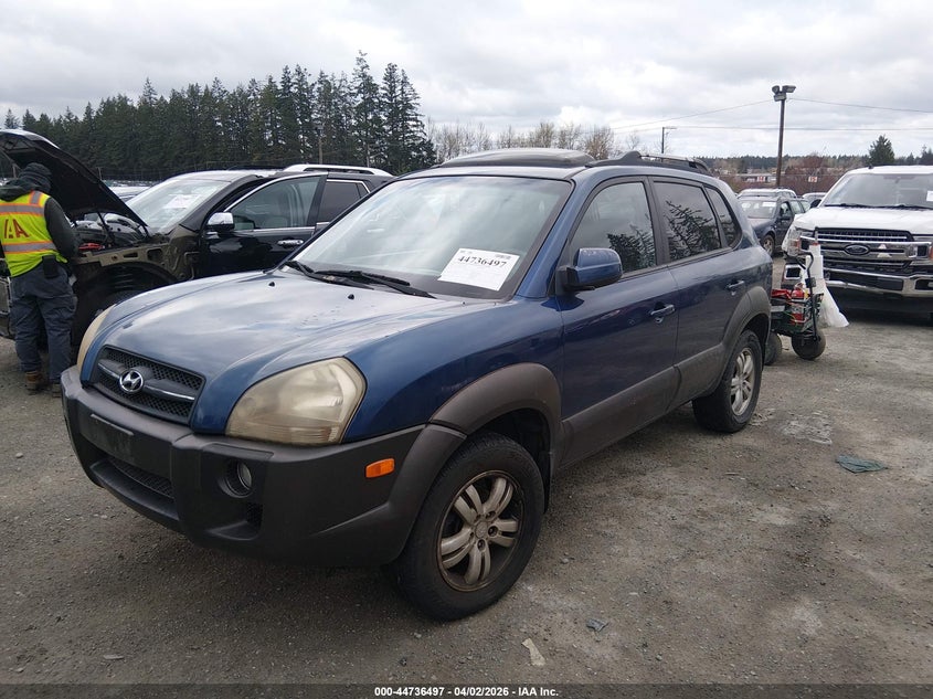 2006 Hyundai Tucson VIN KM8JN72D96U384971 IAAI salvage auction — LEFT SIDE, Clear (Washington), sold $400 on 2026-07-08 (photo 2)