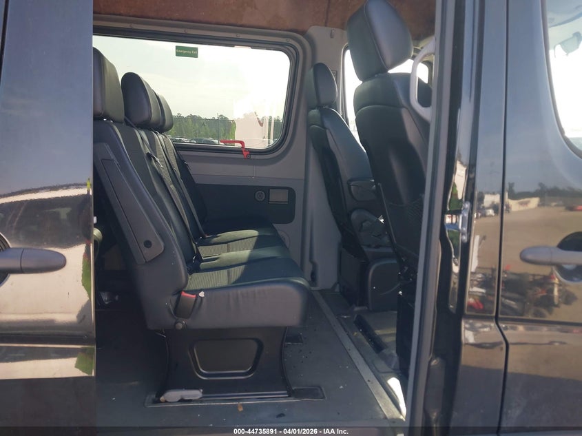2018 Mercedes-benz Sprinter VIN WDZPE7CD2JP606478 IAAI salvage auction — REAR END, Wait Title, sold $10,100 on 2026-07-16 (photo 8)