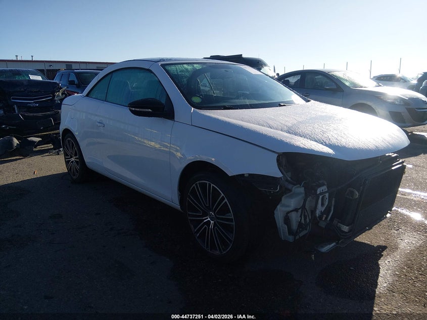 2014 Volkswagen Eos VIN WVWBW8AH2EV005107 IAAI salvage auction — FRONT END, Wait Title, sold $800 on 2026-08-11 (photo 1)