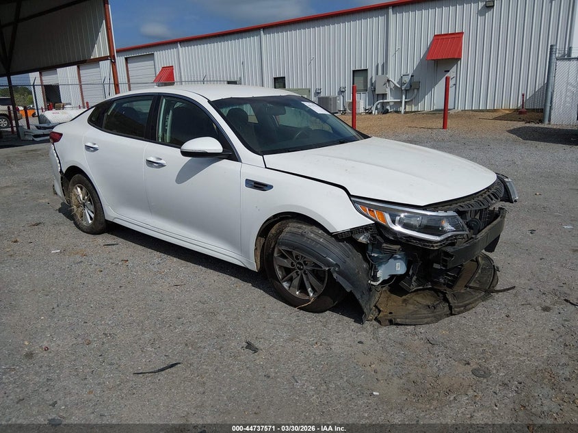 2016 Kia Optima VIN 5XXGT4L32GG035294 IAAI salvage auction — SIDE, Wait Title, sold $375 on 2026-07-22 (photo 1)