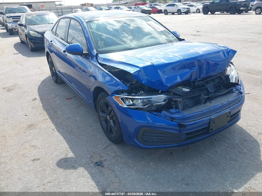 2024 Volkswagen Jetta VIN 3VW7M7BU4RM003518 IAAI salvage auction — FRONT END, Wait Title, sold $4,600 on 2026-07-11 (photo 1)