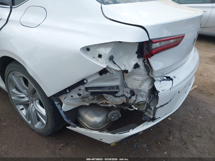 2021 Acura Tlx VIN 19UUB5F43MA014348 IAAI salvage auction — REAR END, Salvage (Ohio), sold $9,500 on 2026-08-30 (photo 6)